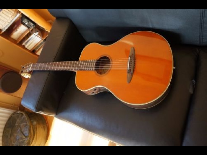 Guitare vintage électro acoustique Yamaha APX 6N (Nylon ou cordes acier) GuitareOccasion