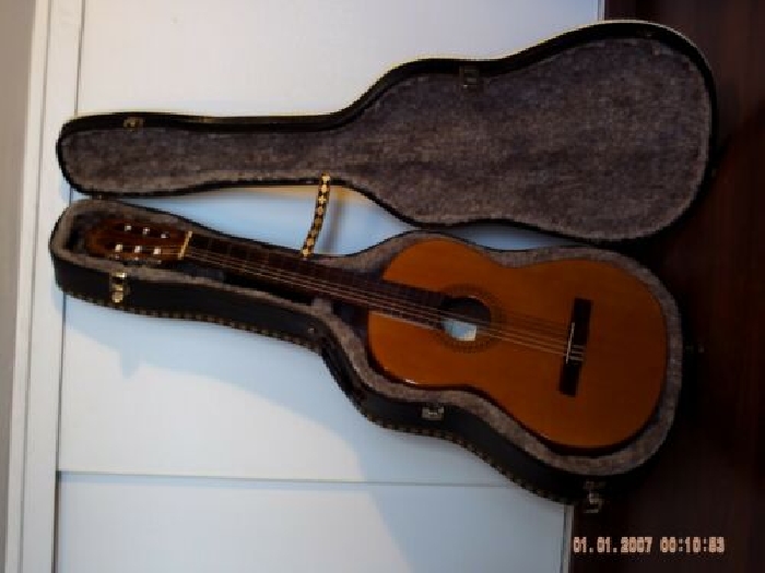 GUITARE CLASSIQUE Manuel RODRIGUEZ 4/4 Caballero II Bubinga