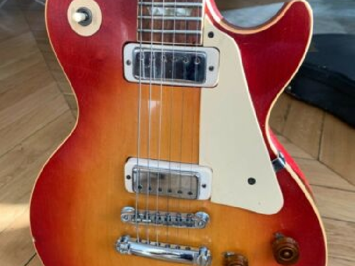 Guitare Gibson Les Paul Deluxe 1975 + étui