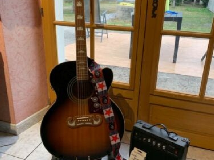 guitare electro acoustique epiphone en acajou massif