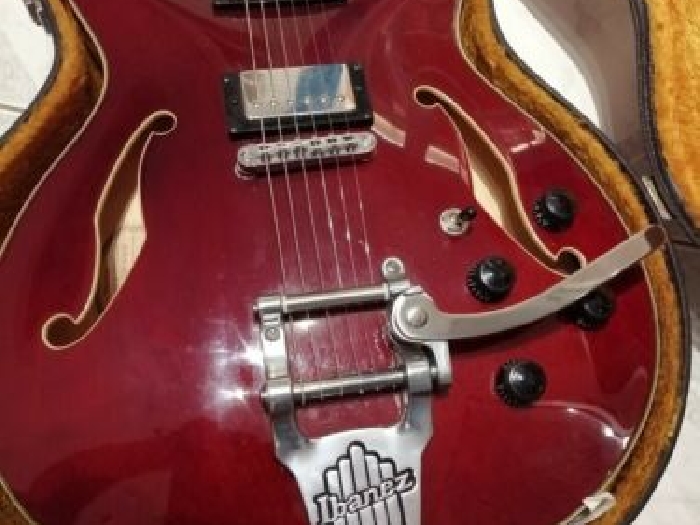 guitare electrique ibanez 