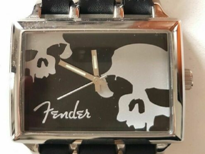 MONTRE FENDER Guitar - homme - bracelet cuir - coffret cadeau -