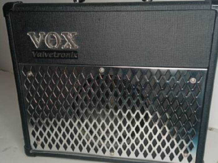 VOX ampli guitare Valvetronix AD15VT