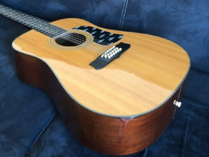 Guitare dreadnought vintage 12 cordes ARIA AW200T