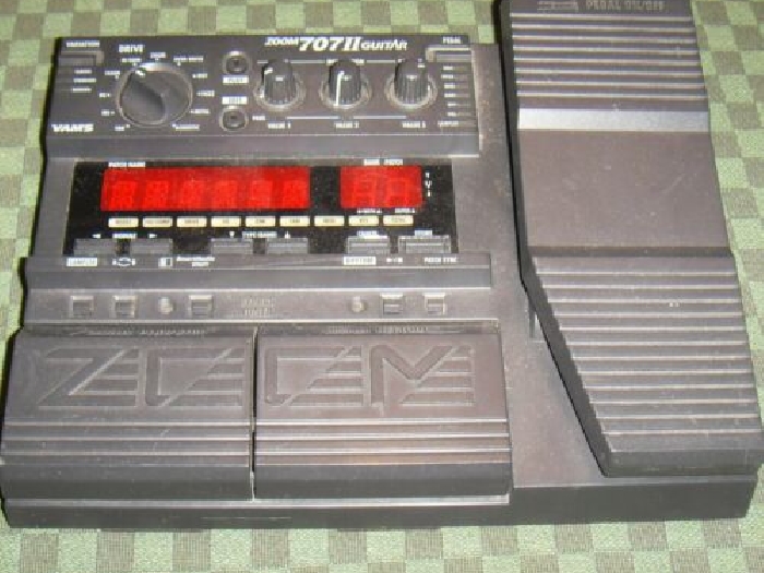 RÉVISÉE : Ancienne pédale d'effets ZOOM 707 II GUITAR pour guitare 707ii