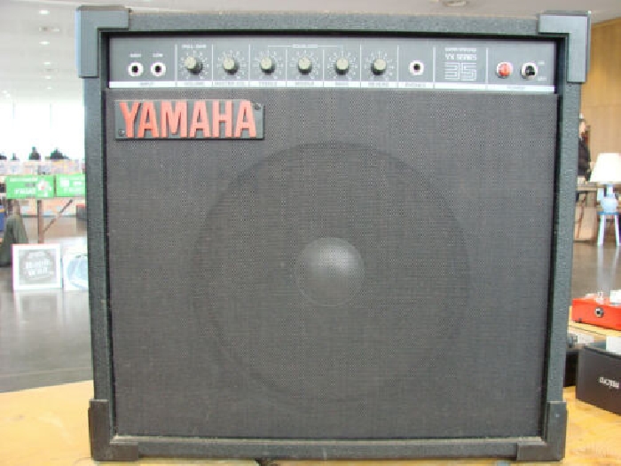 Ampli guitare Yamaha VX35 30w 12