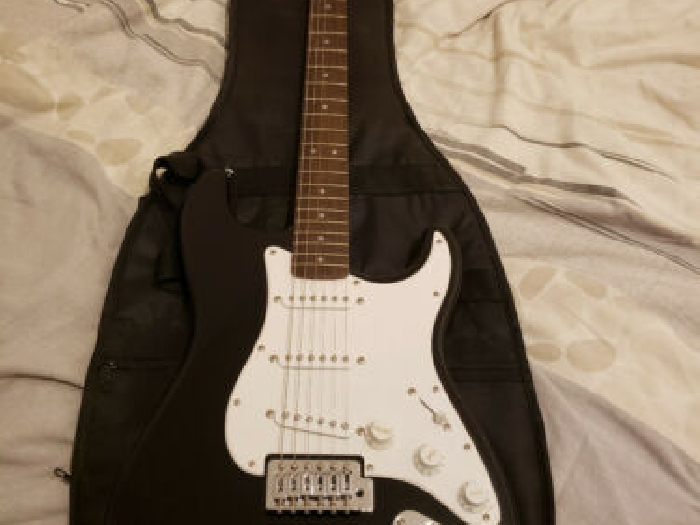 Guitare Electrique occasion Squier Stratocaster