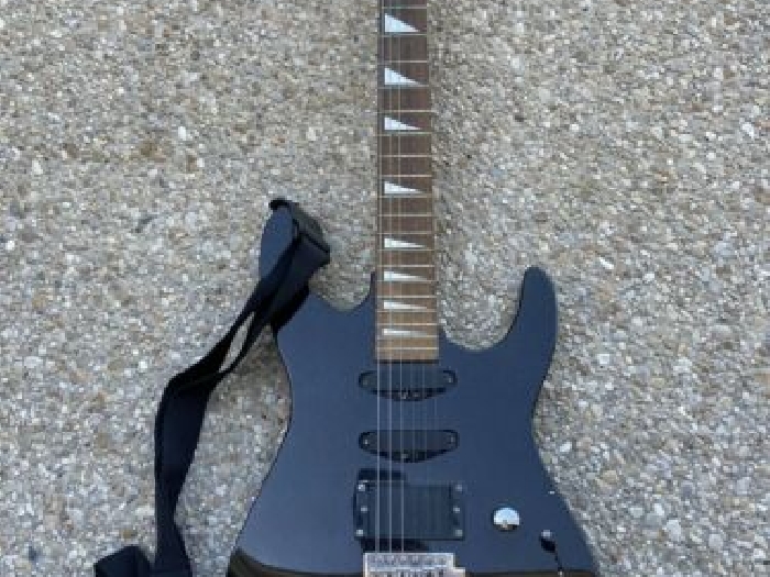 Guitare electrique stagg bon etat