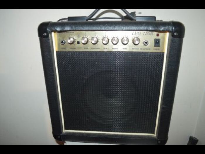 AMPLI GUITARE ELECTRIQUE LVG 150 R  AMPLIFIER GUITAR FONCTIONNE BON ETAT 