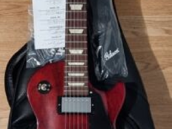 Gibson Modern Collection Les Paul Studio Wine Red