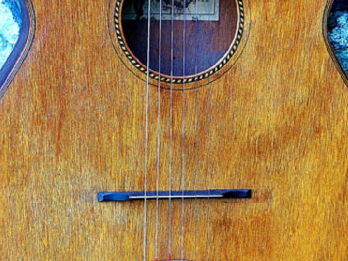 Guitare Manouche ancienne 
