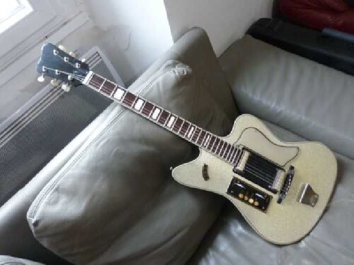 Eko 400 V2 first year Vintage guitar Made In Italy 1960 Ekomaster