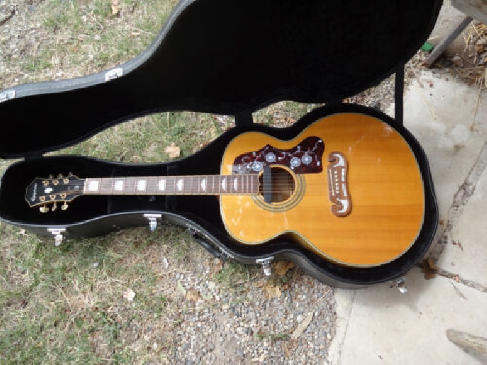 guitare acoustique Epiphone J200