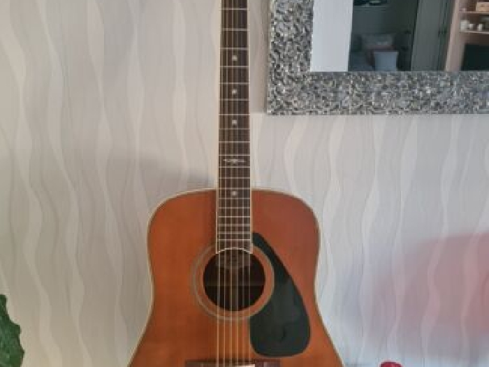 Guitare Yamaha LW-15 1995 très bon état 