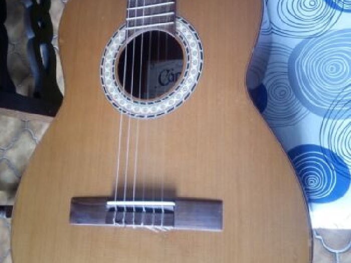 Guitare Camps modèle M-1 production artisanale bois cèdre 
