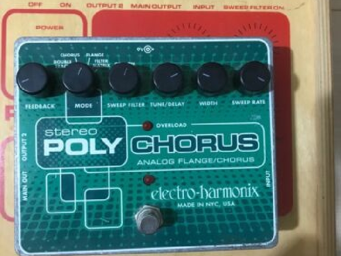 Electro-Harmonix Stereo PolyChorus