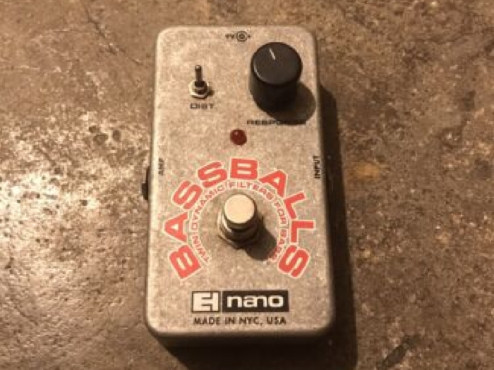 Pédale d?effet basse Electro-Harmonix Nano Bassballs
