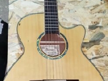 Guitare Ibanez AEG10NENTL202 a restaurer