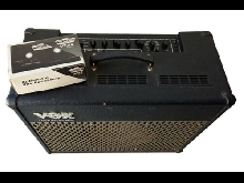 Ampli Guitare Vox AD50VT Valvetronix Pré-Lampe / Modélisation avec Pédale VFS2 