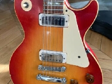 Guitare Gibson Les Paul Deluxe 1975 + étui