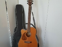  GUITARE ELECTRO ACCOUSTIQUE MARQUE CORT GAUCHER PAN COUPE + HOUSSE + LANIERE