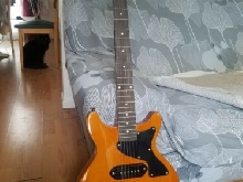 Guitare toute en acajou\PAS DE VENTE EN JUIN\