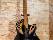 Ovation Pinnacle Deluxe Guitare