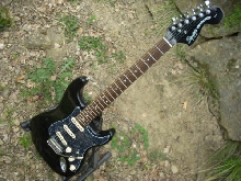 Fender Squier Standard Strat  Custom Guitar type David Gilmour Blacky Strat