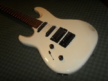 AVEC DÉFAUTS Guitare électrique gaucher Stratocaster Aria pro II CT series blanc