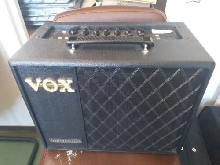 ampli guitare Vox VT20X  20 watts pre ampli lampes ampli transistor son chaud
