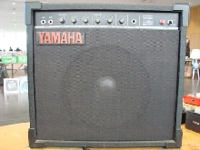 Ampli guitare Yamaha VX35 30w 12