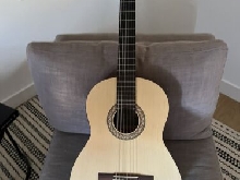 Guitare classique Yamaha c40m idéale pour débutants ou confirmés
