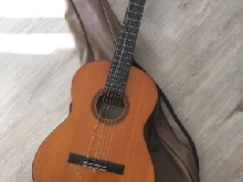 Guitare Yamaha CS100