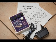 Pédale d'effet synth9 electro harmonix  guitare simulation synthétiseur.